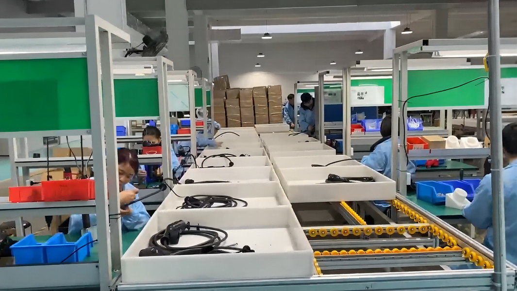 Chengdu Sixpence Technology Co.,Ltd. প্রস্তুতকারকের উৎপাদন লাইন